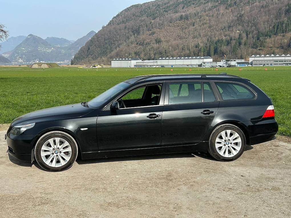 Automobili: BMW 525i Touring – Usato da Alpnach Dorf venduto da inf_56t7 6
