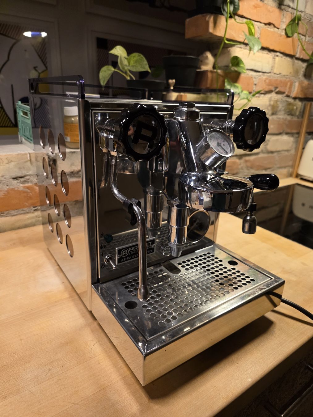 Rocket Macchine per caffè & Macchine per espresso: Espressomaschine Rocket Appartamento + Mühle Bezzera – Usato da Lichtensteig venduto da Polsterwerk 7