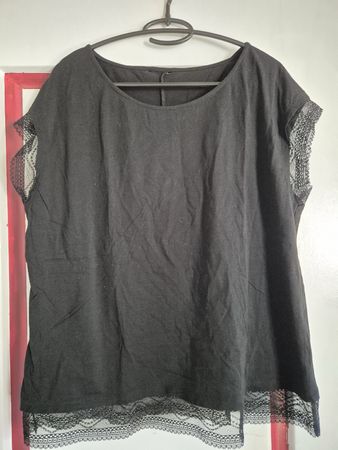 Schwarzes Sommer Oberteil mit Spitze - Grösse Xl