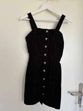 Schwarzes Cord Kleid in Gr. 34