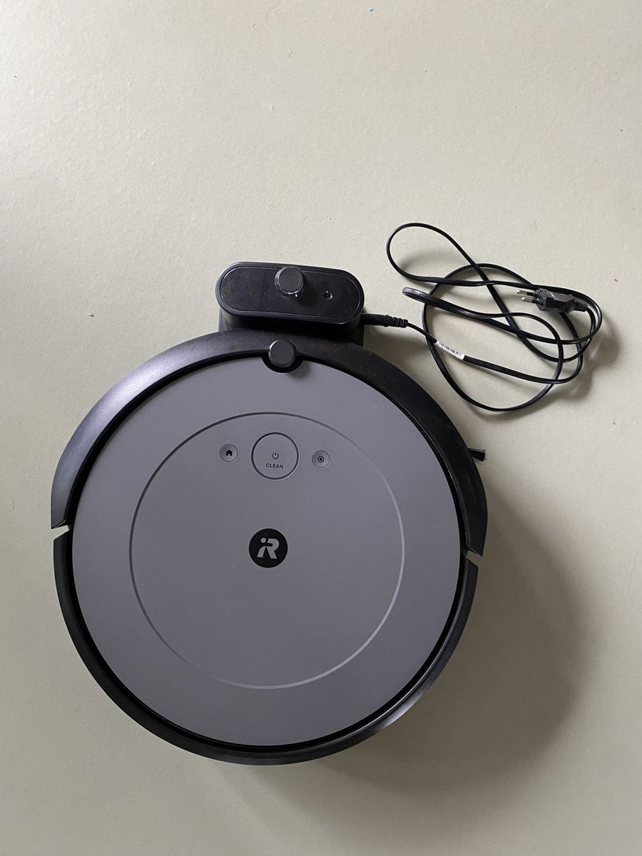 Irobot Aspirapolveri & Accessori: Roomba i1 Staubsaugroboter – Usato da Horw venduto da Cr3xi 3
