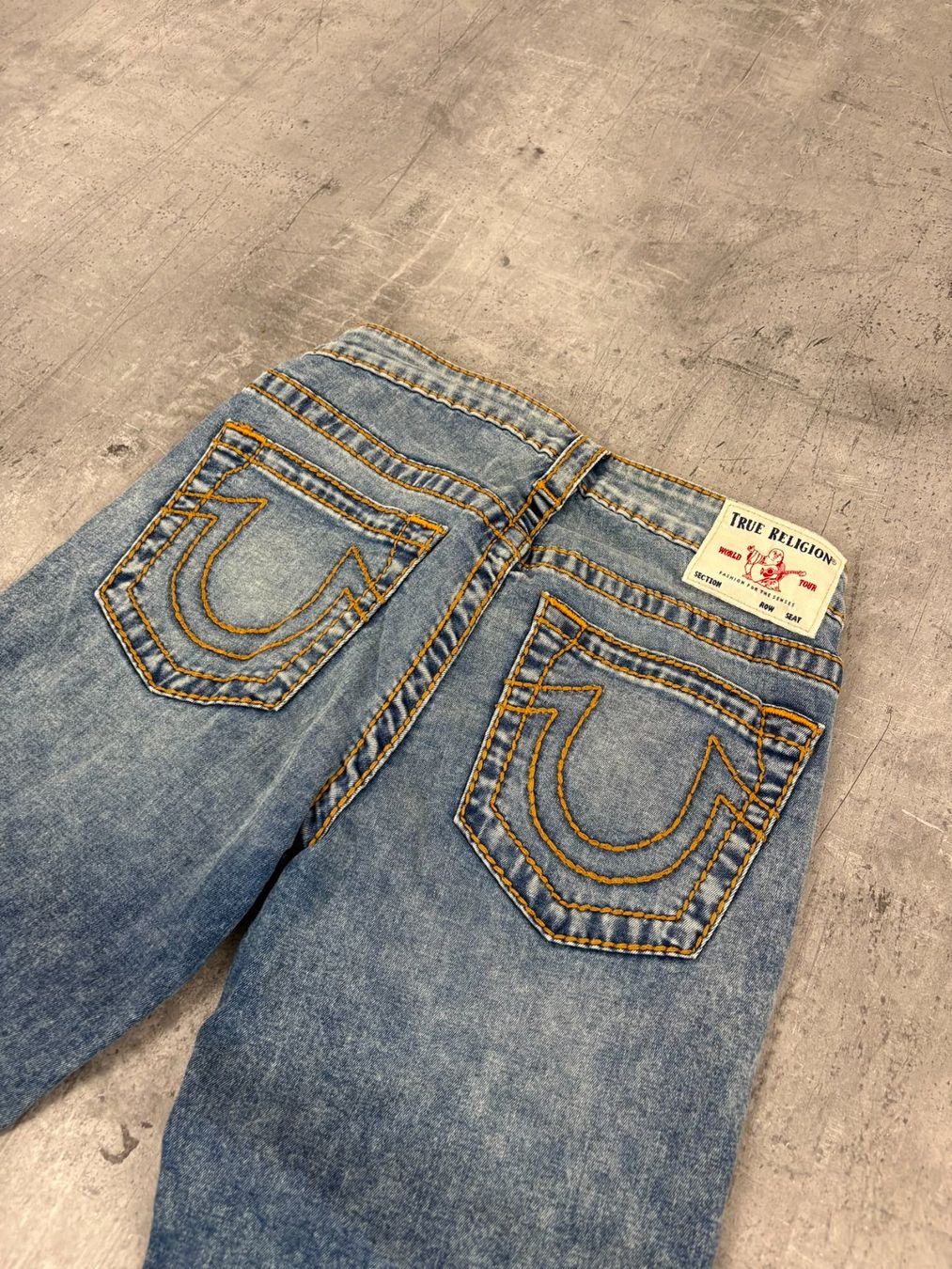 True Religion Jeans: Vintage True Religion Bootcut Flared Jeans (S) – Nuovo (secondo la descrizione) da Werdenberg venduto da hase.vintage 2