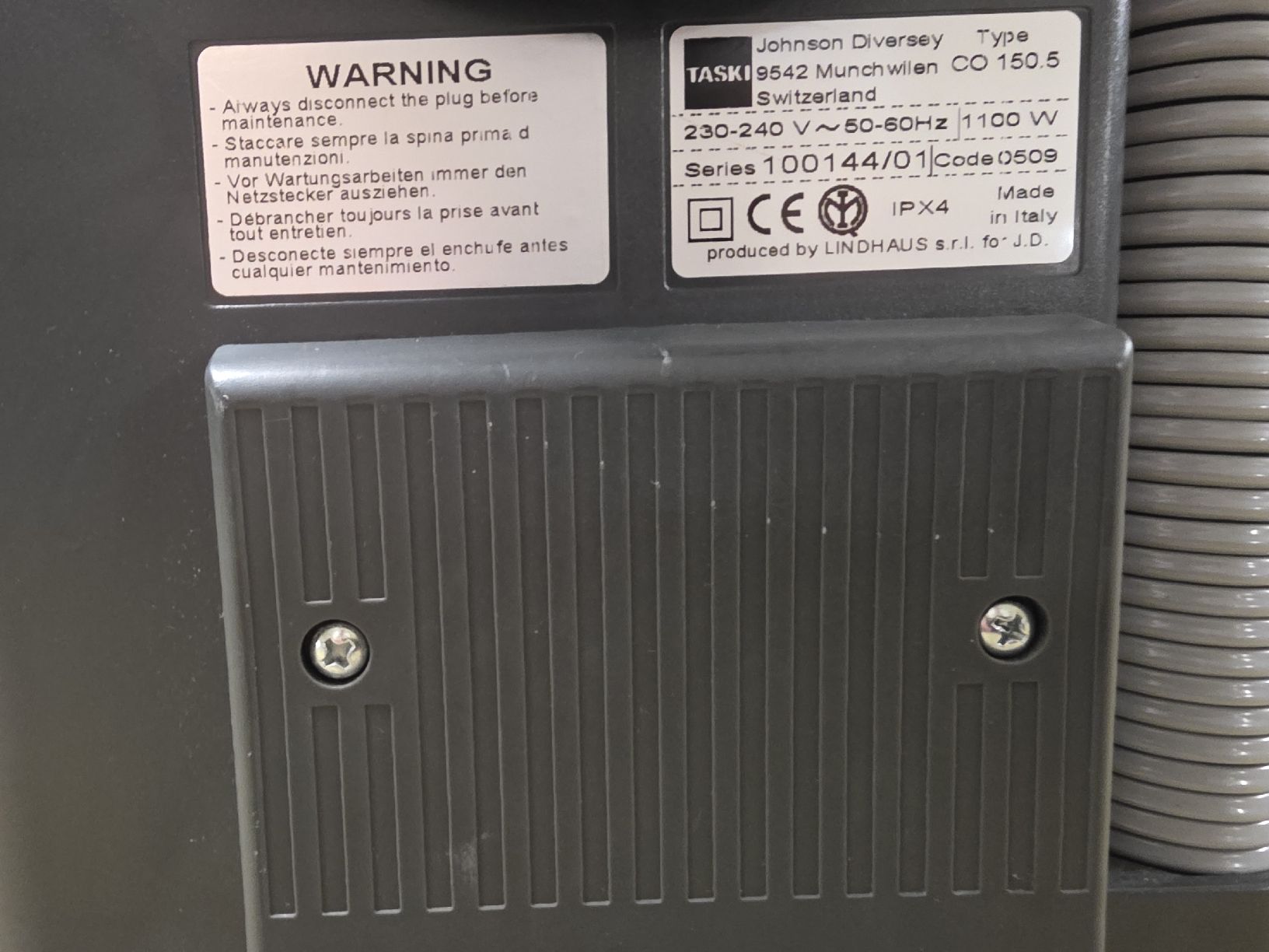 Tutte le macchine: TASKI SWINGO 15# CLEANFIX WETROK NILFISK KÄRCHER – Usato da Zürich venduto da 5183840711 5