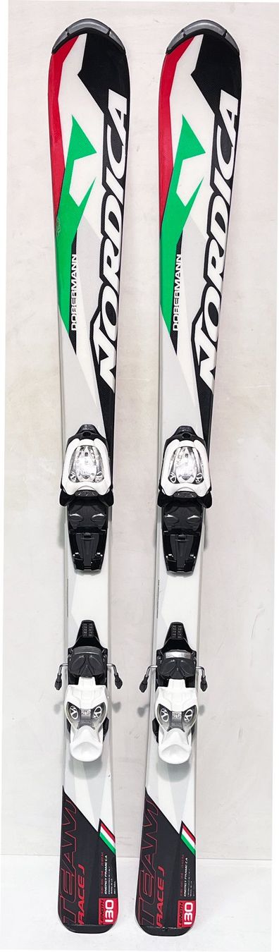 Nordica Skis: NORDICA DOBERMANN RACE J  130 cm – Gebraucht aus Brüttisellen von SkiverkaufStepan