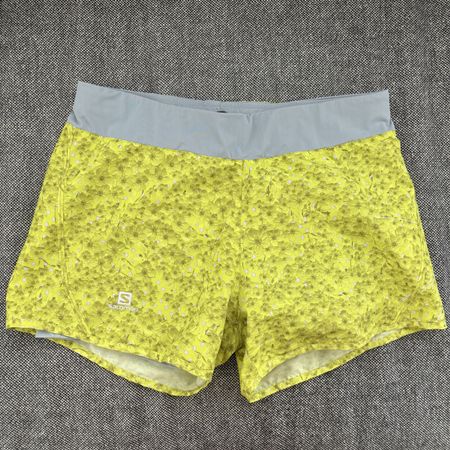 SALOMON dryskin shorts M parfait était