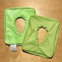 2 Bezüge grün Nasenschlitzkissen / Gesichtsauflage 4 cm