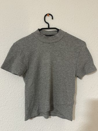 Graues T-Shirt