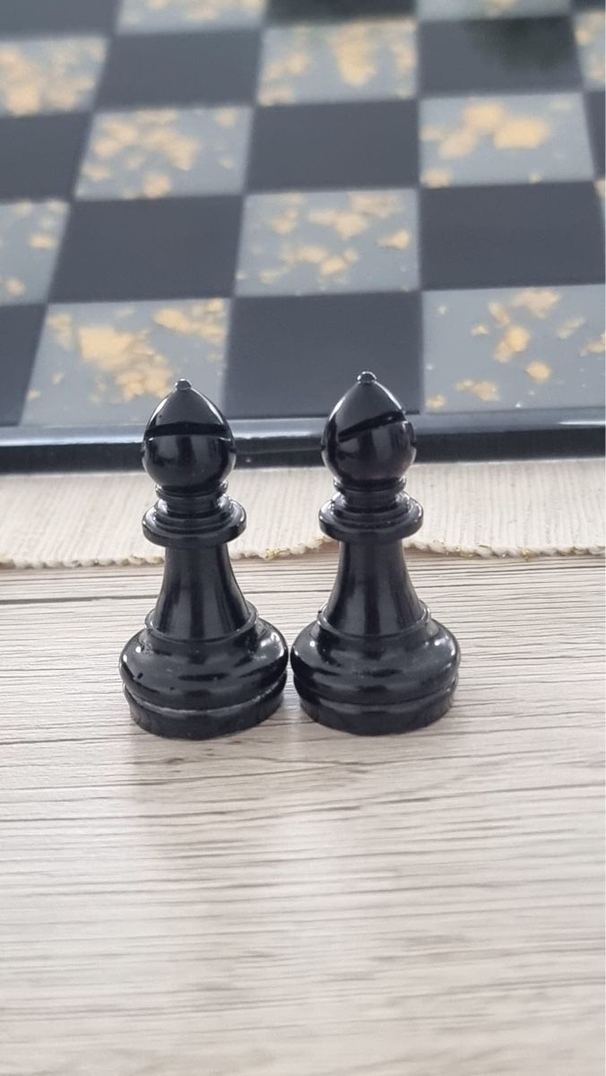 Giochi: Jeu d'échecs / chess – Nuovo e nell'imballaggio originale da Moutier venduto da francisco20 4
