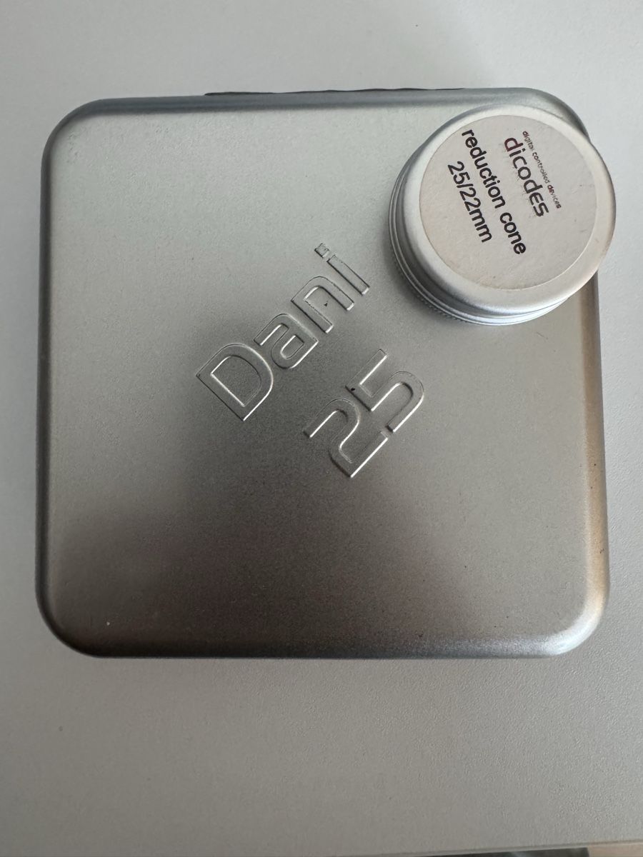 Dicodes Sonstige Tabakwaren: Dicodes Dani 25 Mod silber Zustand 9/10 – Neu und originalverpackt aus Arbon von homebender
