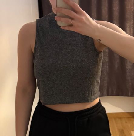 Kurzes graues oberteil von h&m in grösse L