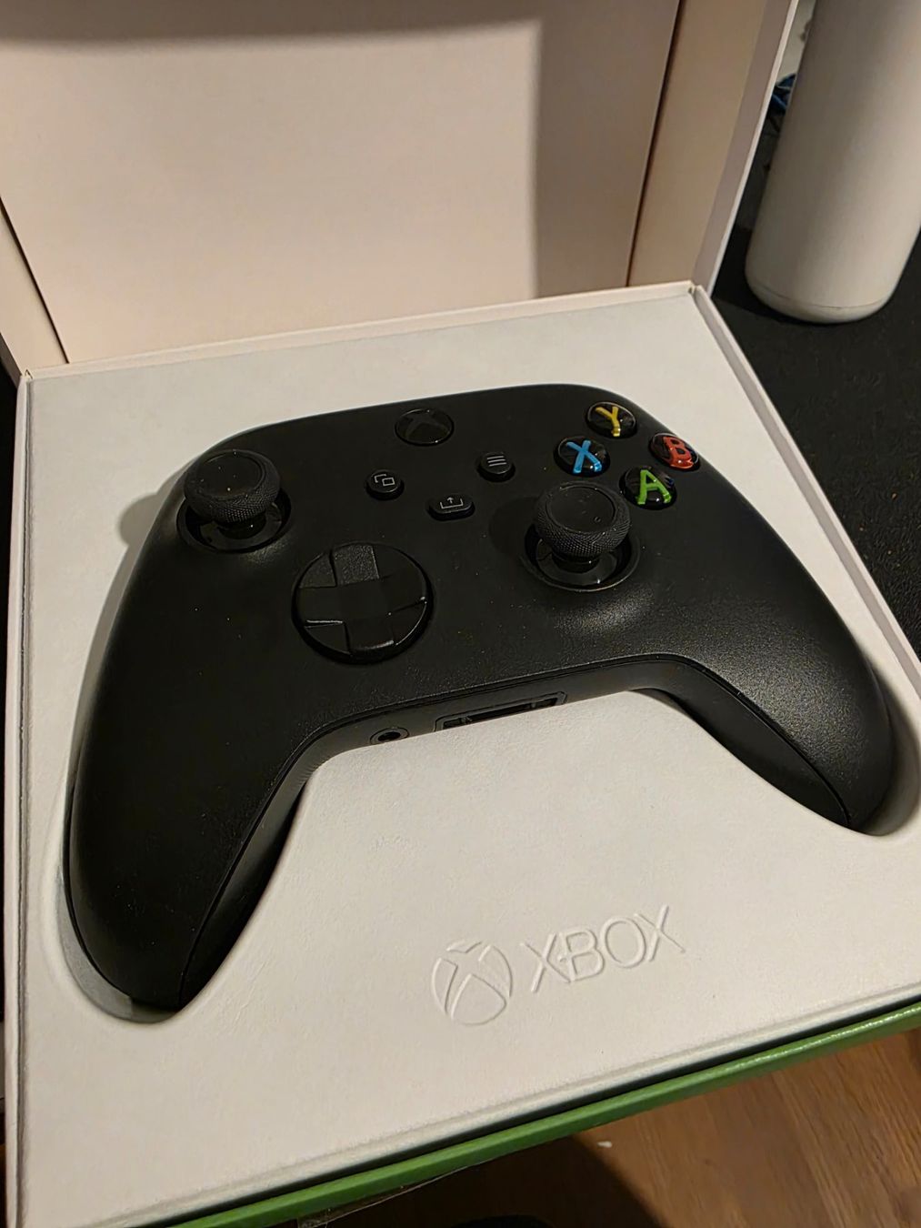 Controller: Xbox Wireless Controller (Carbon Black) – Neu (gemäss Beschreibung) aus Stetten AG von AlexandruEP