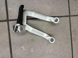 62503049000 Fussrastenträger rechts KTM 990 Supermoto