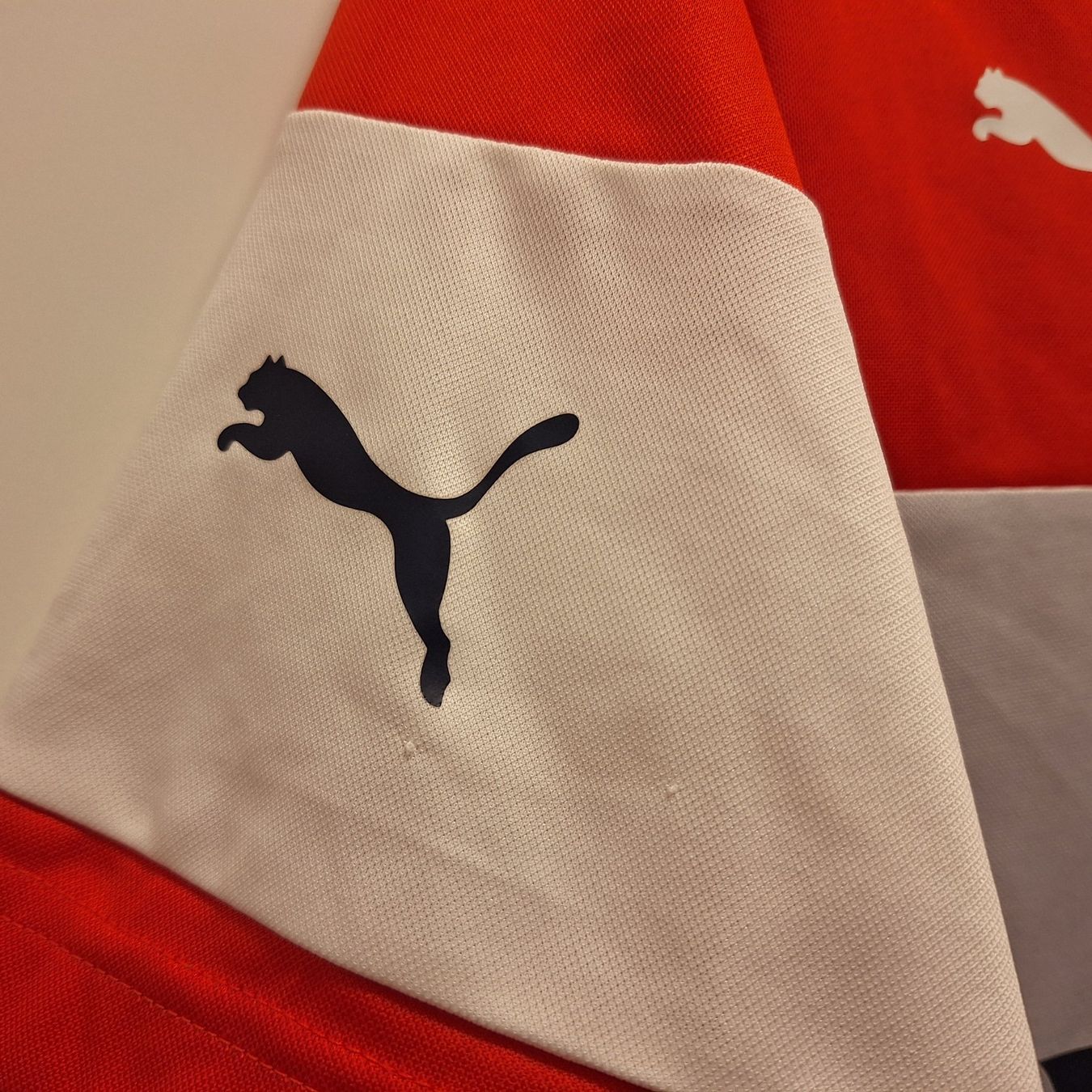 Canottiere & Pantaloni: Puma Trainingtrikot Arsenal 2017 L – Usato da Bellinzona venduto da LA-ropa-de-Juan 7