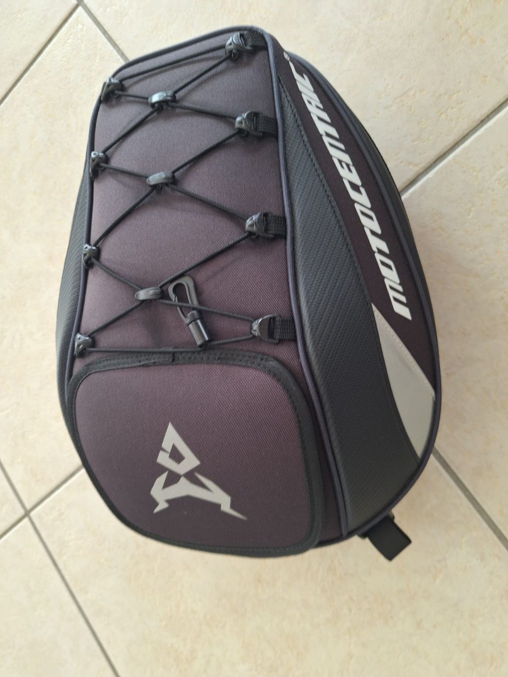 Sacs: Motorrad Hecktasche universal – D'occasion à Ecuvillens par Zevi0