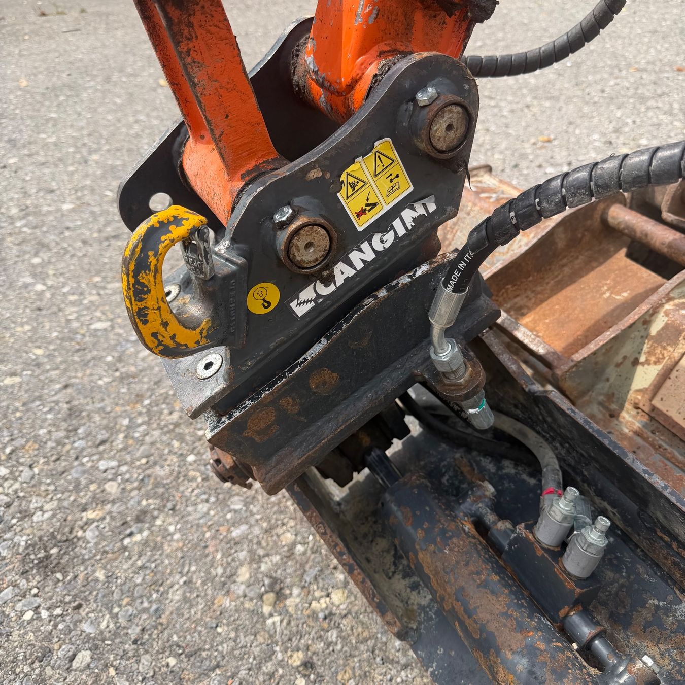Hitachi Escavatori: Hitachi Bagger 1.7T – Usato da Menziken venduto da Tairi10 3