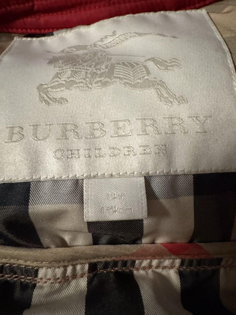 Burberry Giacche: Burberry Winterjacke gr. 164 – Usato da Basel venduto da mot_2r9g 2