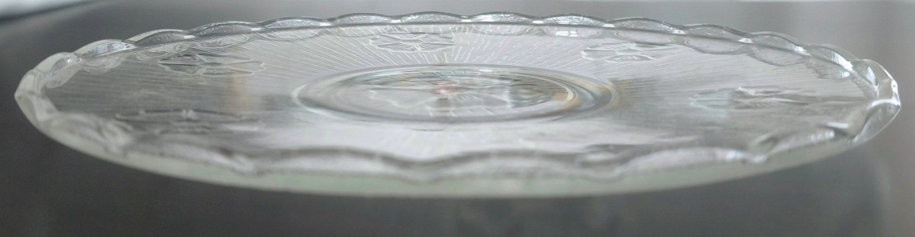 Piatti: Glas Teller mit Blumenmuster, Vintage, Durchmesser 30cm – Usato da St. Gallen venduto da Arti24 6