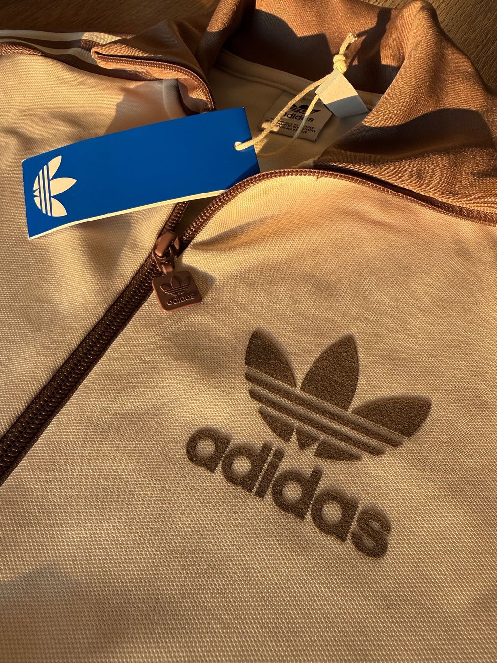 Adidas Giacche: Adidas - Classic TT Zipper / S – Nuovo e nell'imballaggio originale da Basel venduto da Mezze 4