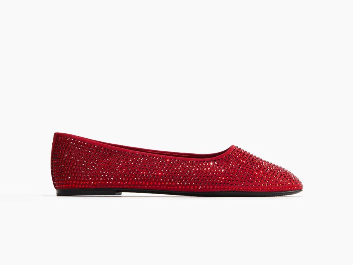 H&M Scarpe da donna: H&M Ballerinas mit Strasssteinen Gr. 36, rot – Usato da Tuggen venduto da vivira 1
