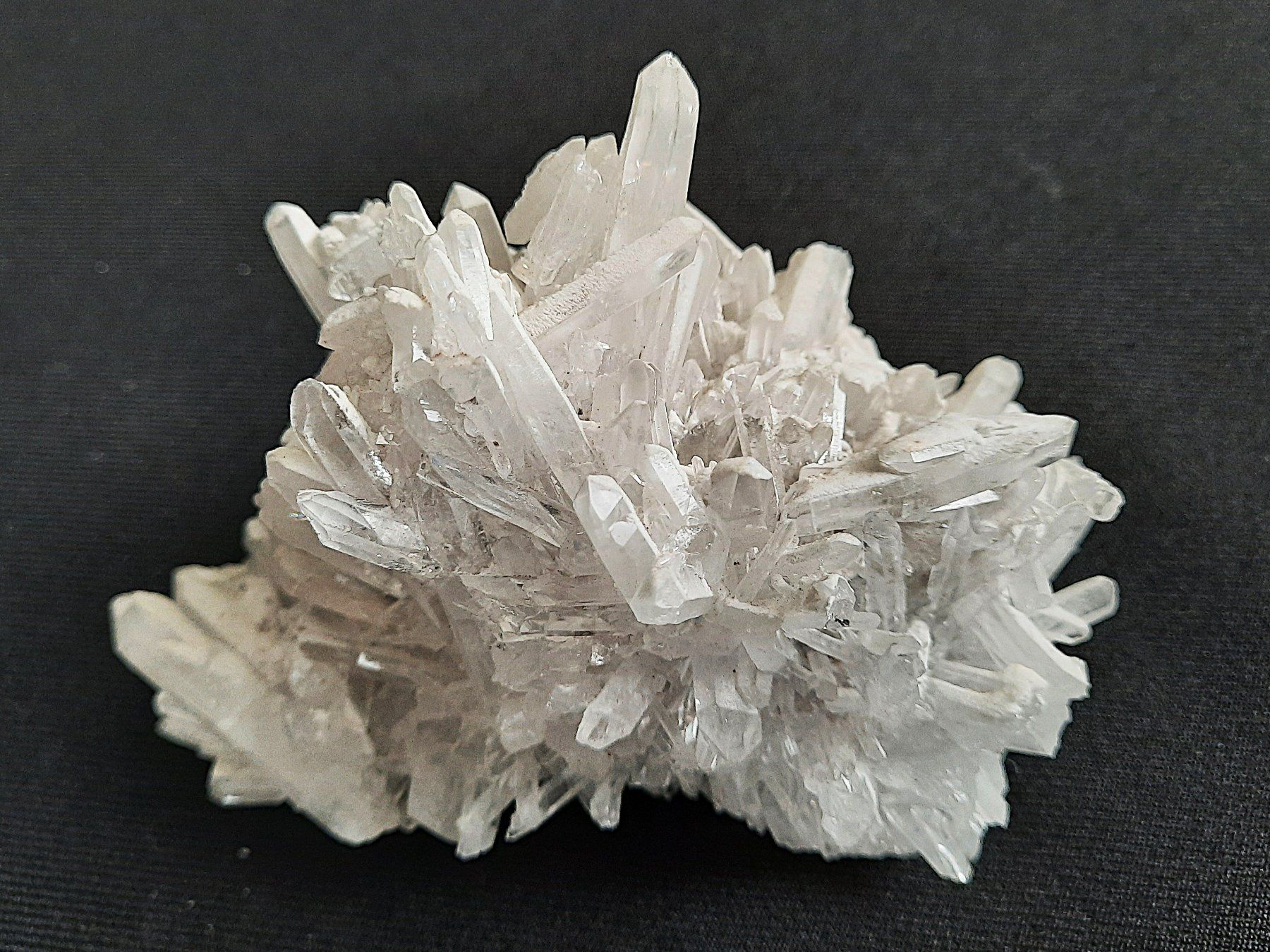 Mineralien & Heilsteine: Kristallstein – Gebraucht aus Beinwil am See von Restwert_Beinwil