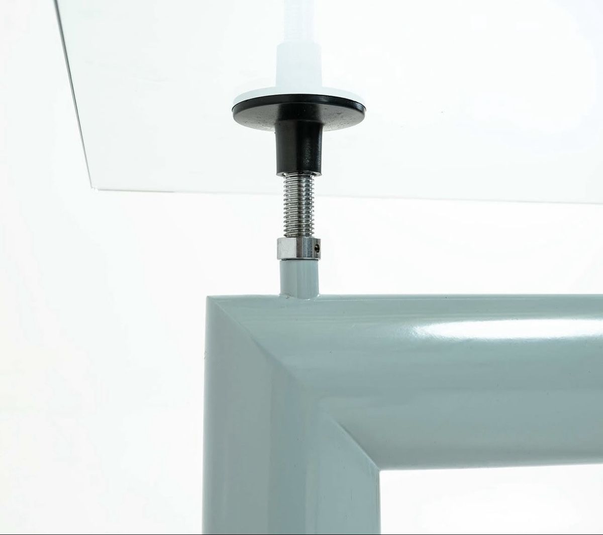 Cassina Tische: Cassina baby blue LC 6 dining table  – Gebraucht aus Thalwil von 0041angel 2
