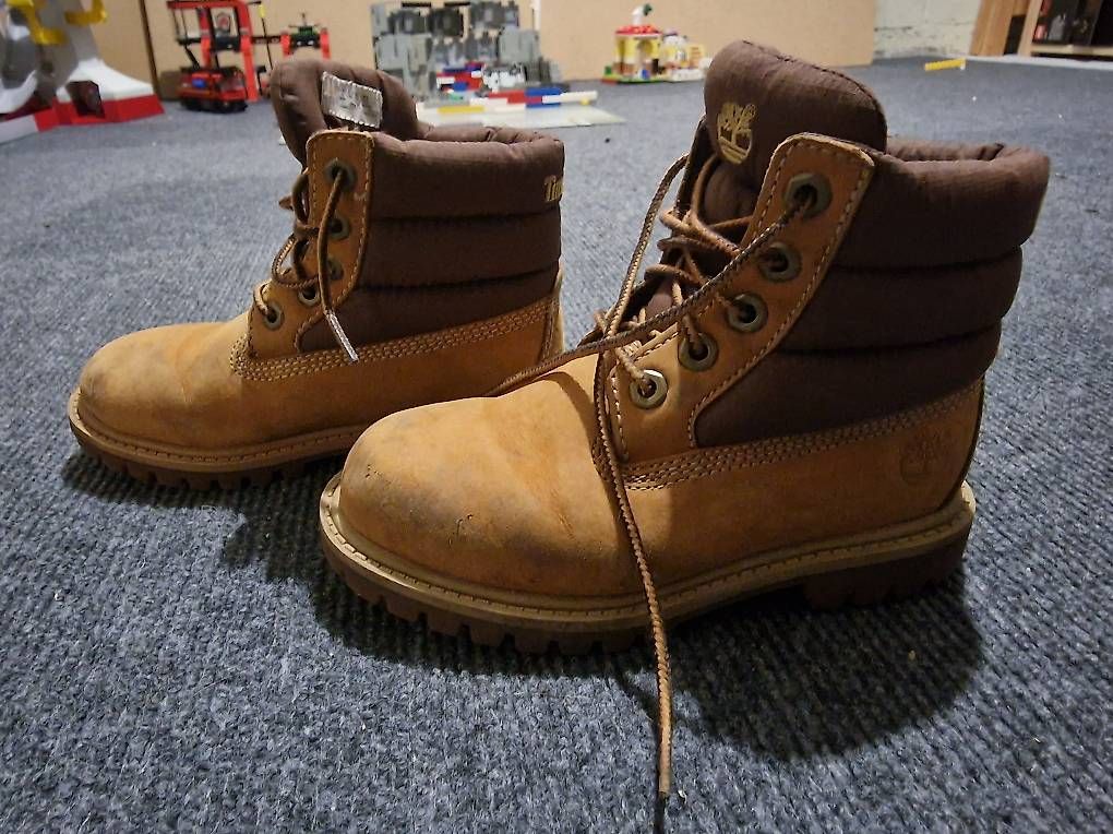 Scarpe per ragazzi: Timberland Winterschuhe Grösse 28 – Usato da Muttenz venduto da sarino
