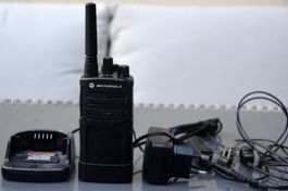 Motorola XT-420