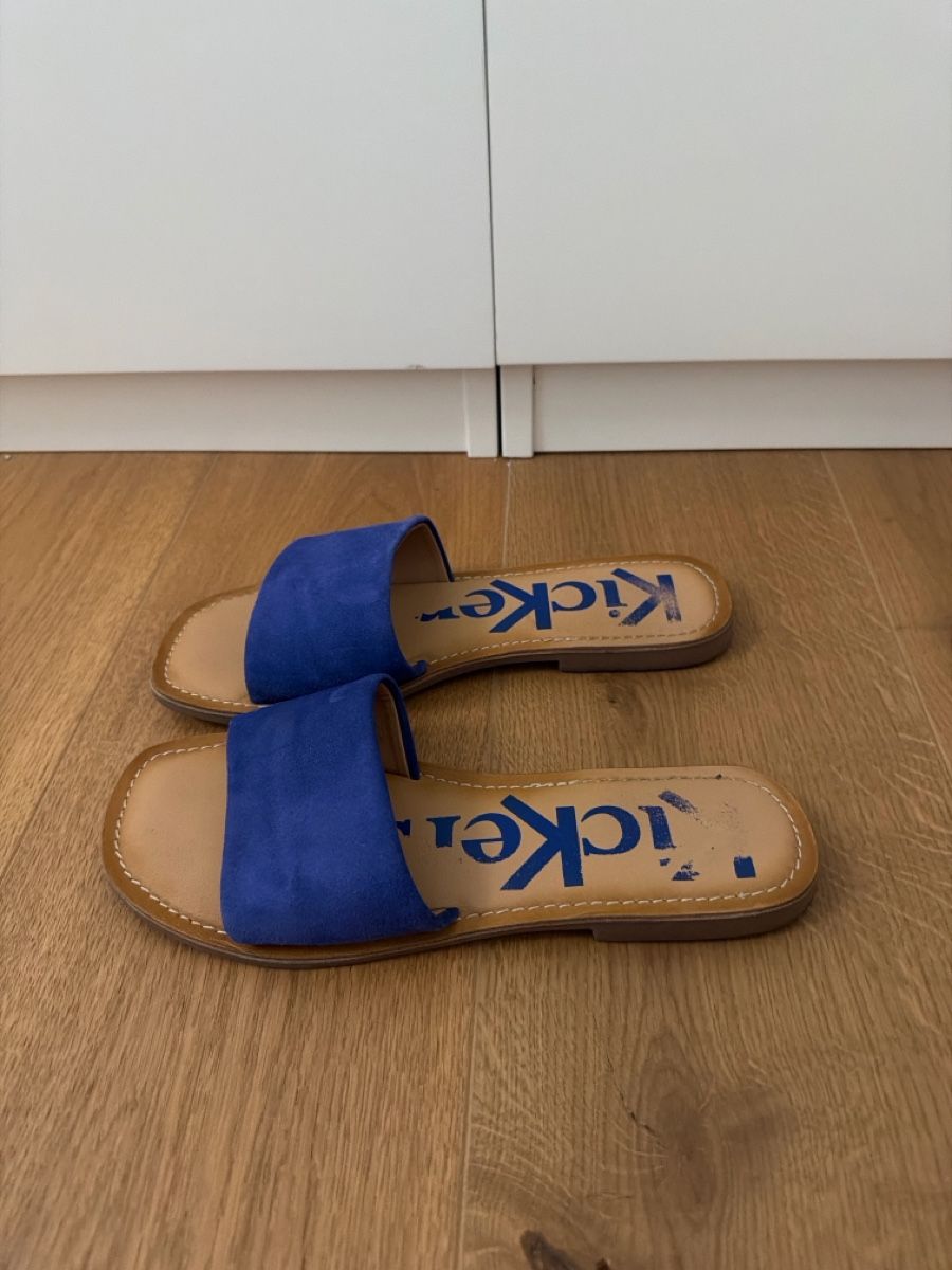 Kickers Scarpe da donna: Pantoletten KICKERS blau Grösse 38 gebraucht – Usato da Gstaad venduto da ary_dn8r 1
