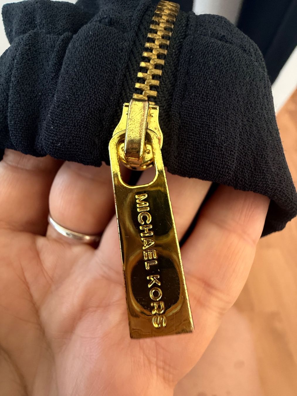 Michael Kors Pantaloni: Michael Kors Stoffhose Grösse 6 – Usato da Kilchberg ZH venduto da KellerCI 5