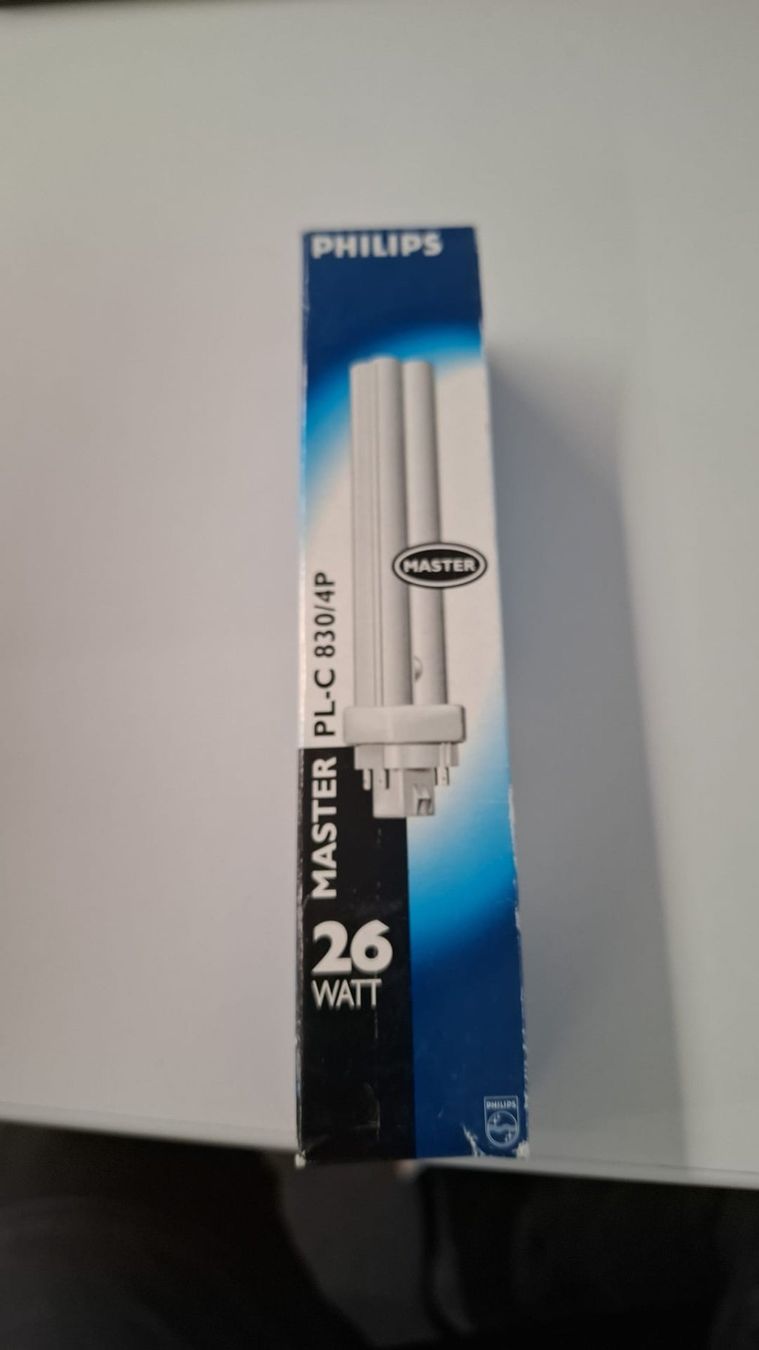 Lampade: Leuchtmittel Philips Master PL-C 830/4P – Usato da Niederglatt ZH venduto da adr_vc9s