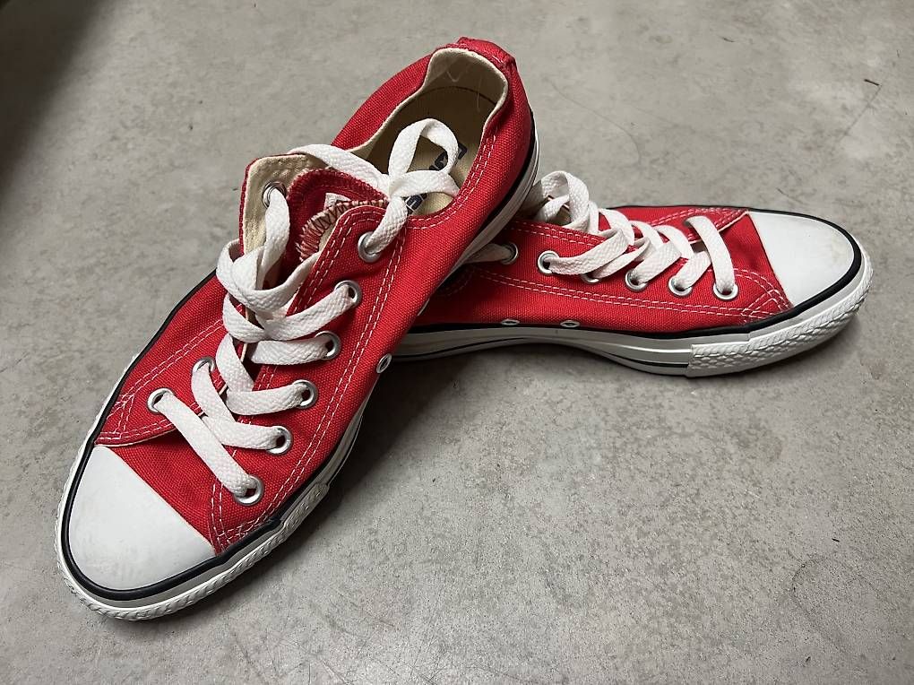 Chaussures hommes: Converse All Star rot Grösse 37.5 – D'occasion à Sevelen par ale_v29l 3