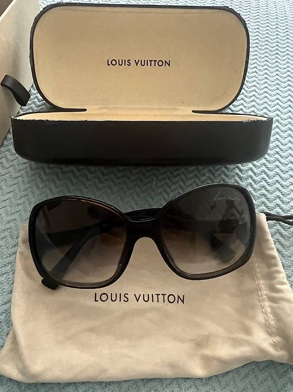 Louis Vuitton Occhiali & Lenti: Sonnenbrille Louis Vuitton – Usato da Luzern venduto da Swiss78