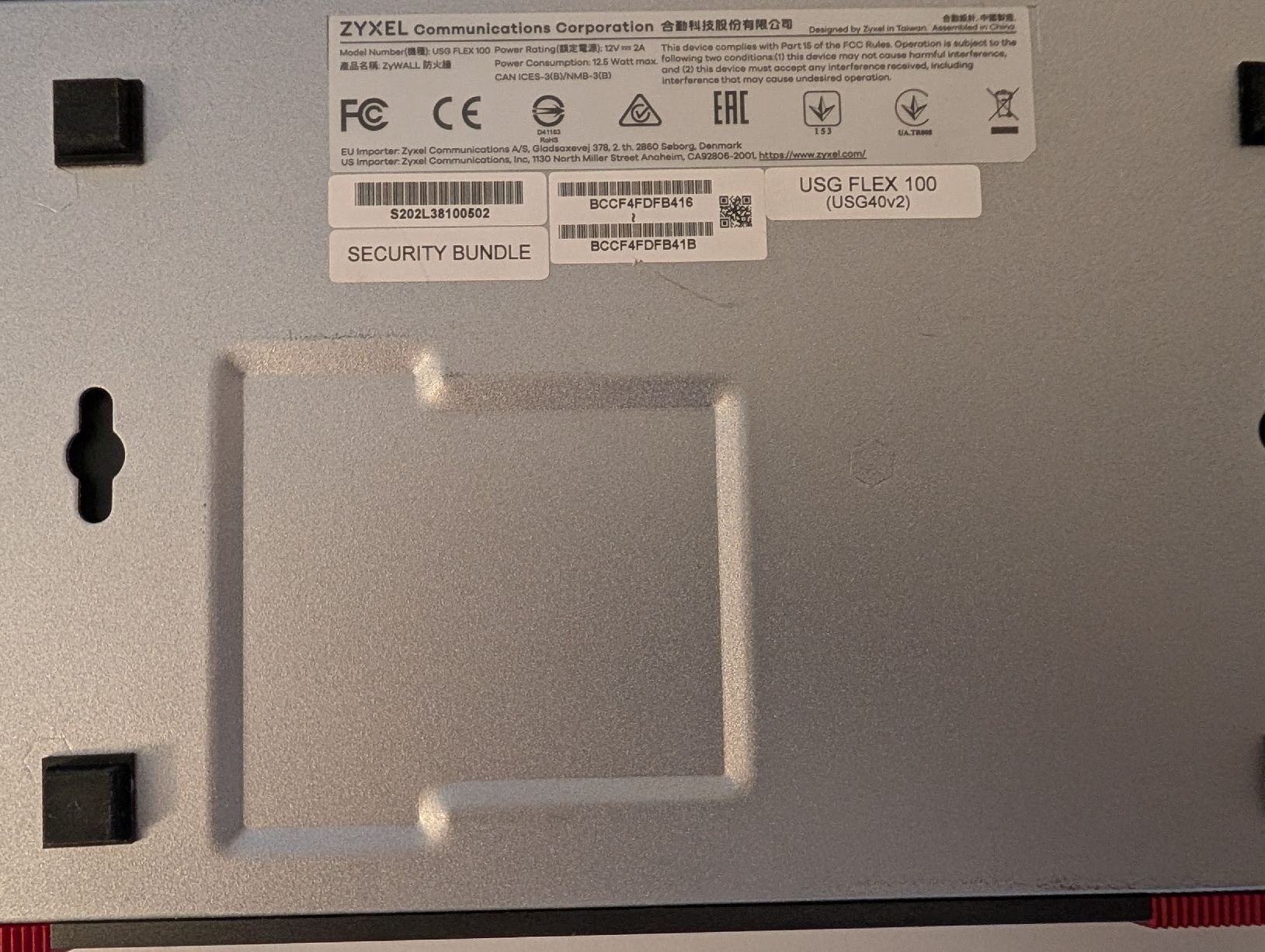 Zyxel Firewall: Zyxel USG Flex 100 Firewall – Gebraucht aus Aarberg von fosta 1