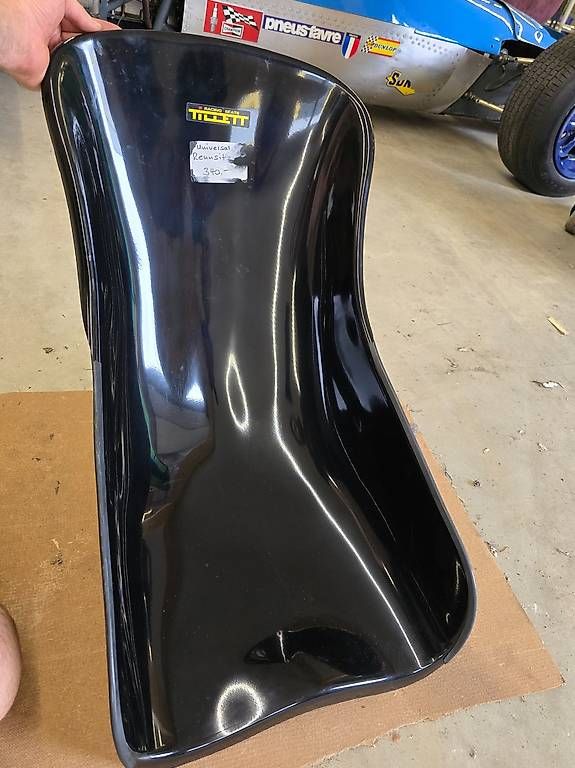 Tutti pezzi di ricambio auto: Tillett Rennsitz Carbon – Usato da Grosswangen venduto da LUNI_Classic_Cars