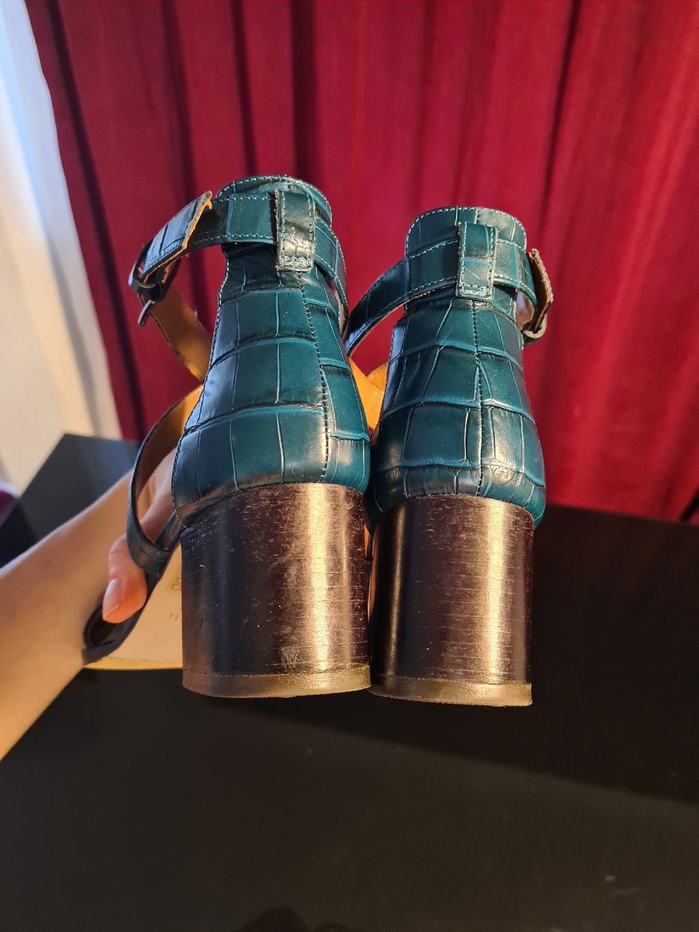 Scarpe da donna: Minelli Sandale Gr 39 – Nuovo (secondo la descrizione) da Kloten venduto da Kri23 9