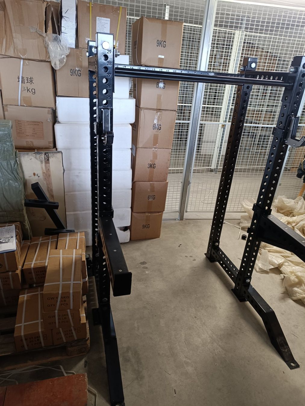 Hometrainer: Power rack 180 oder 220cm – Nuovo e nell'imballaggio originale da Volketswil venduto da Fsladek 4