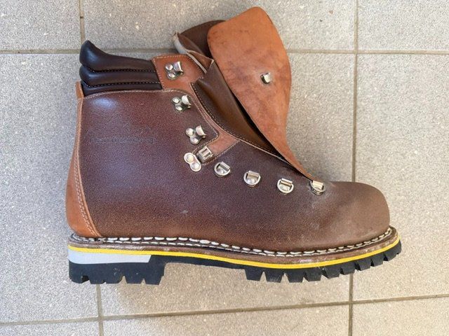 Scarpe da uomo: Remisberg Sicherheitsschuh Forstschuh – Usato da Bischofszell venduto da Variant01