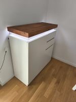Kommode mit Massivholzplatte und LED weiss