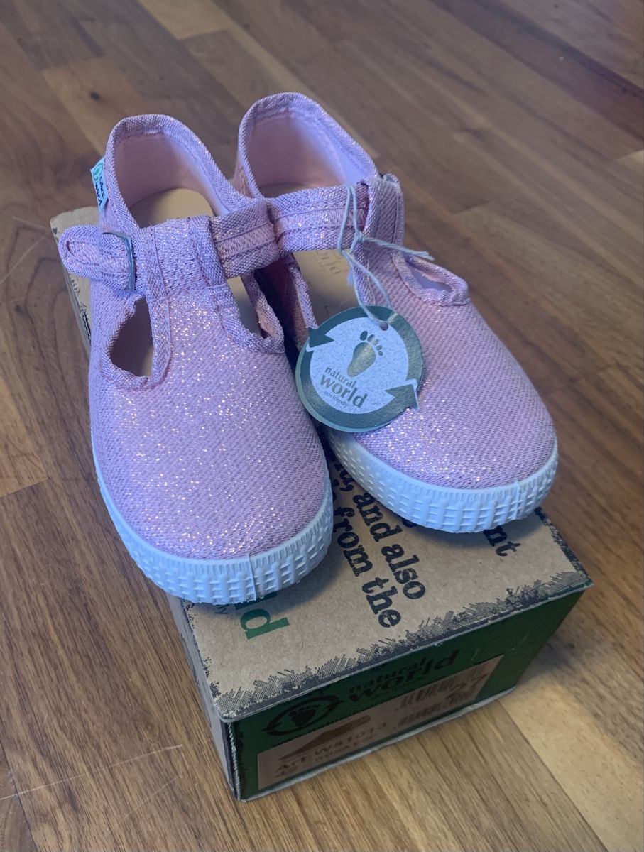 Scarpe per ragazze: Halbschuhe von natural World Gr. 27 – Usato da Binz venduto da denise014