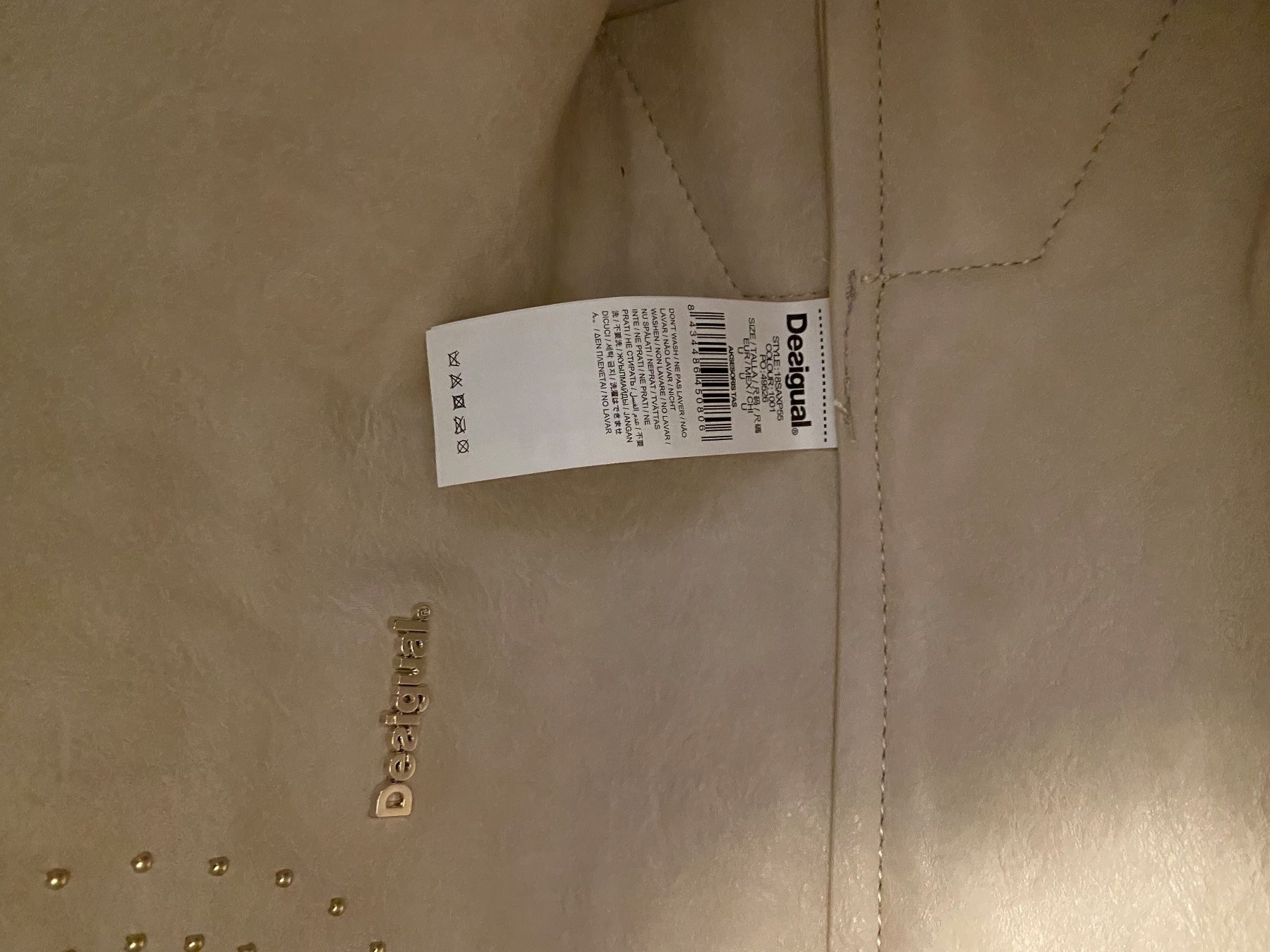 Desigual Sacs femmes: Damentasche  desigual – D'occasion à Pfungen par Sheki56 2