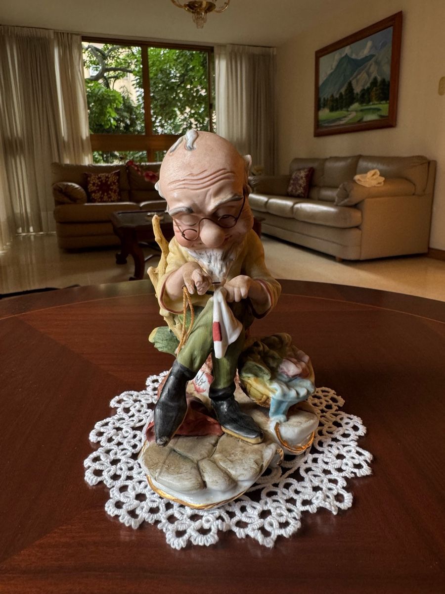Disney Statuette: Capodimonte original Snow white & 7 dwarfs – Nuovo (secondo la descrizione) da Zürich venduto da Rmoraisc 4