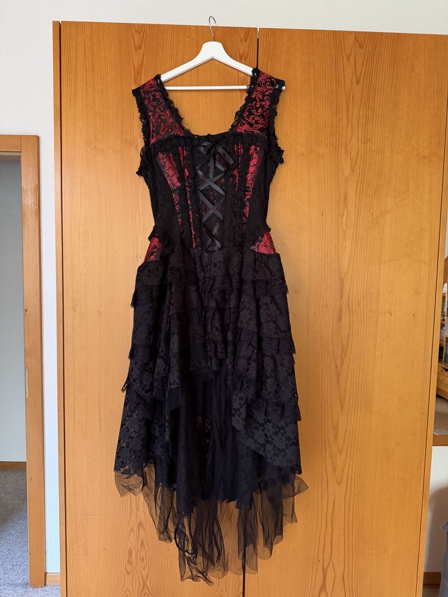 Vestiti: Robe Burleska style gothique – Usato da Founex venduto da Hyrienne
