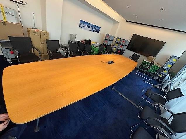 Vitra Tavoli: Vitra Medamorph Sitzungstisch 470x150cm – Usato da Zollikofen venduto da OberliAG 5