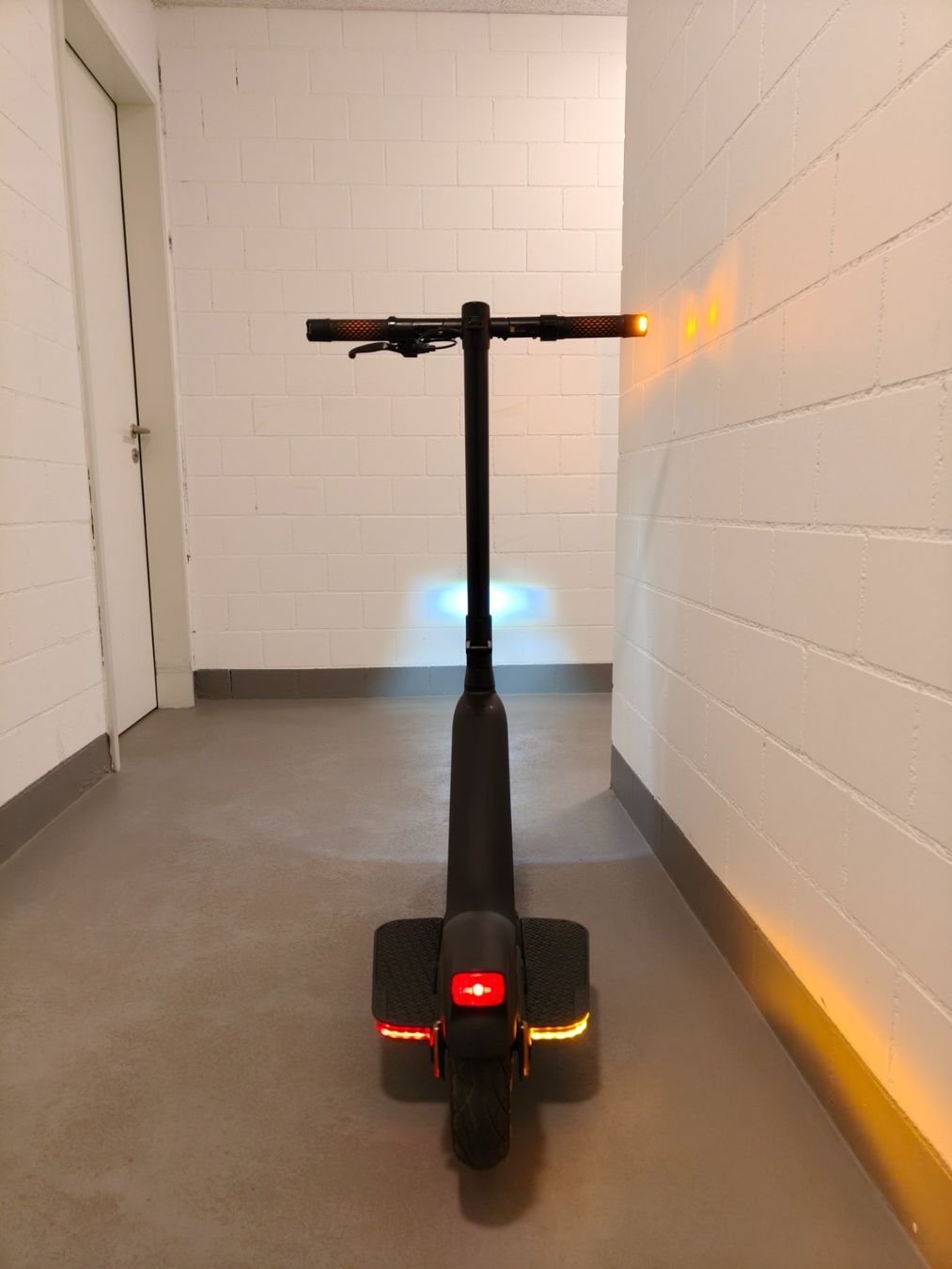 Kickboard: Pure x McLaren Black E-Scooter – Usato da Hallau venduto da Toreador_1897 2
