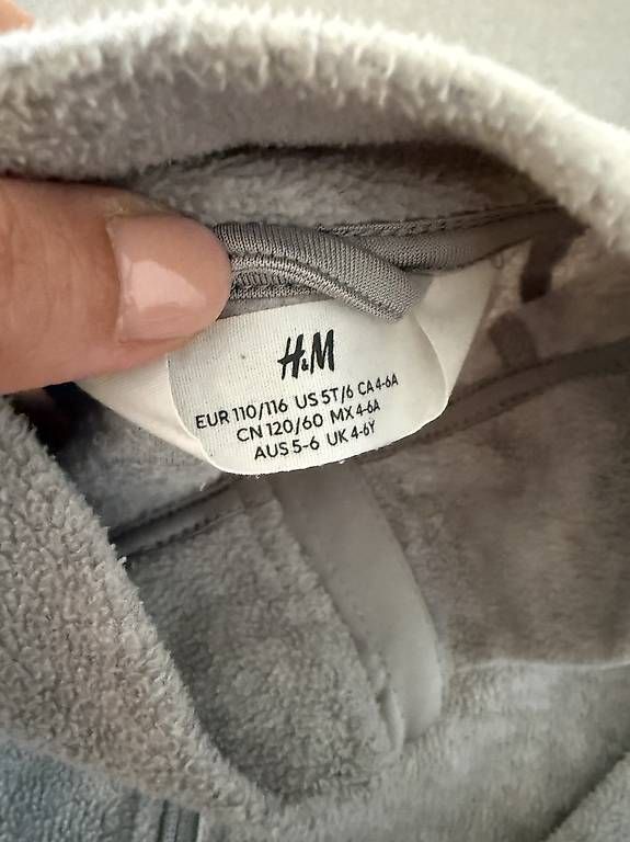 Giacche & Cappotti: Fleece Jacke H&M Gr. 110/116 – Usato da Küsnacht ZH venduto da Leen 1