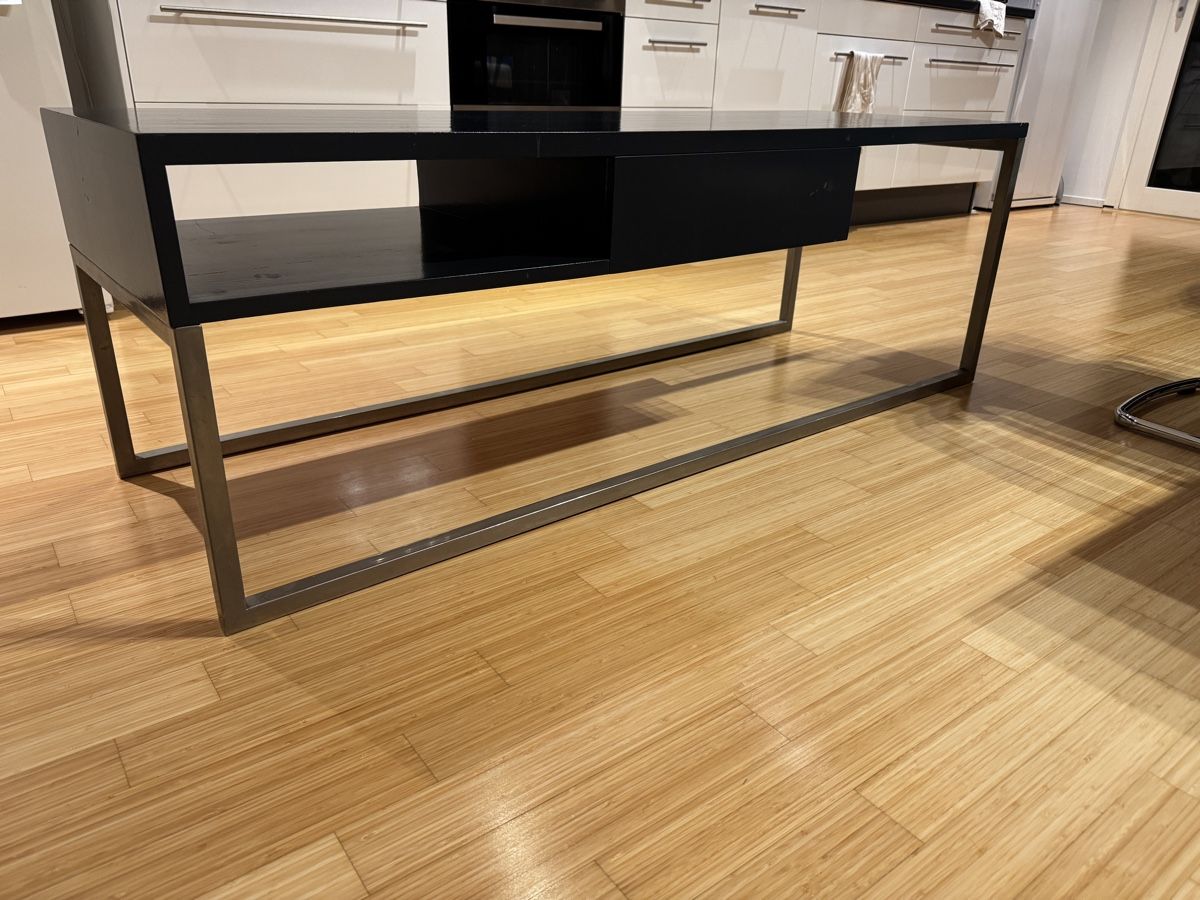 Mobili TV: TV Lowboard – Usato da Dornach venduto da Dale-99 1