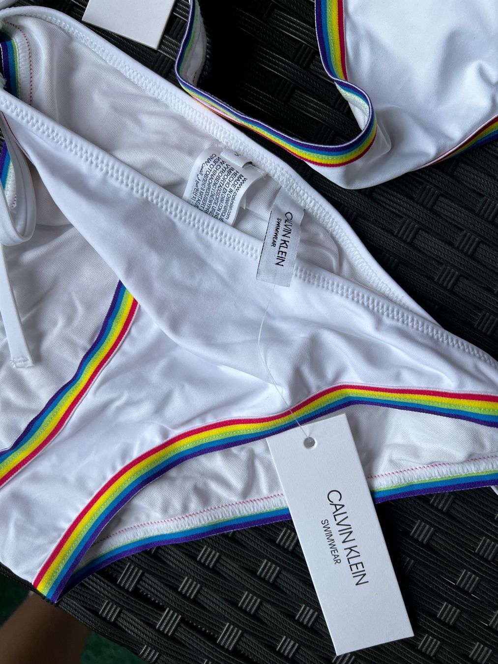 Calvin Klein Maillots de bain & Bikinis: Calvin Klein Neue Badeanzug M – Neuf avec emballage d'origine à Riehen par ann_76jw 9