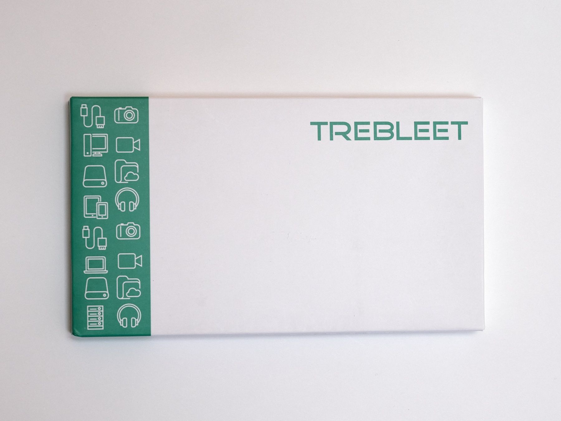 Dischi rigidi: 2 Trebleet Thunderbolt 3 NVMe SSD Gehäuse – Usato da Chur venduto da Gormuur 2