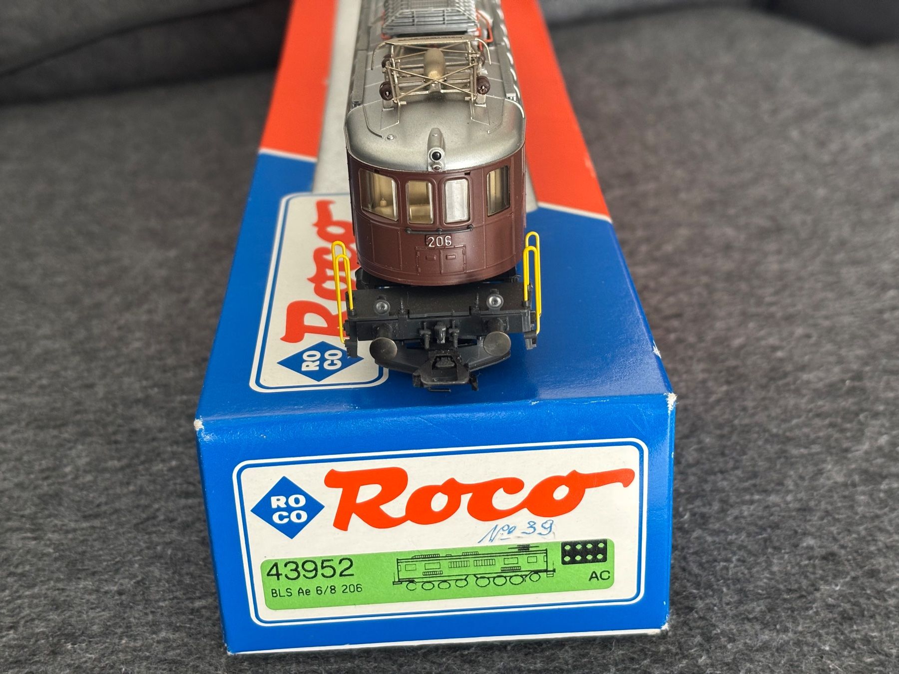 Roco Modelleisenbahnen: Roco 43952 Elok Ae 6/8 BLS 206 Digital DCC – Gebraucht aus Hauterive NE von eriamch 5