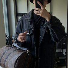 Profile image of man_7q9s